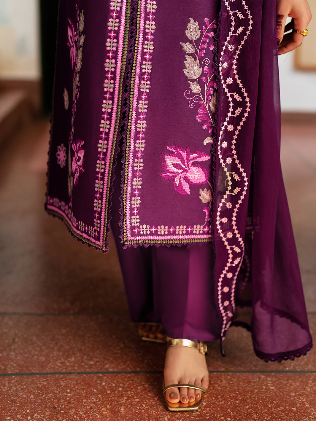 Mahnur | Satrangi Lawn 26 | ST-04 by Mahnur - Designer Dress  - Type : Ladies Clothes - Available at Libayah - 100% Original 