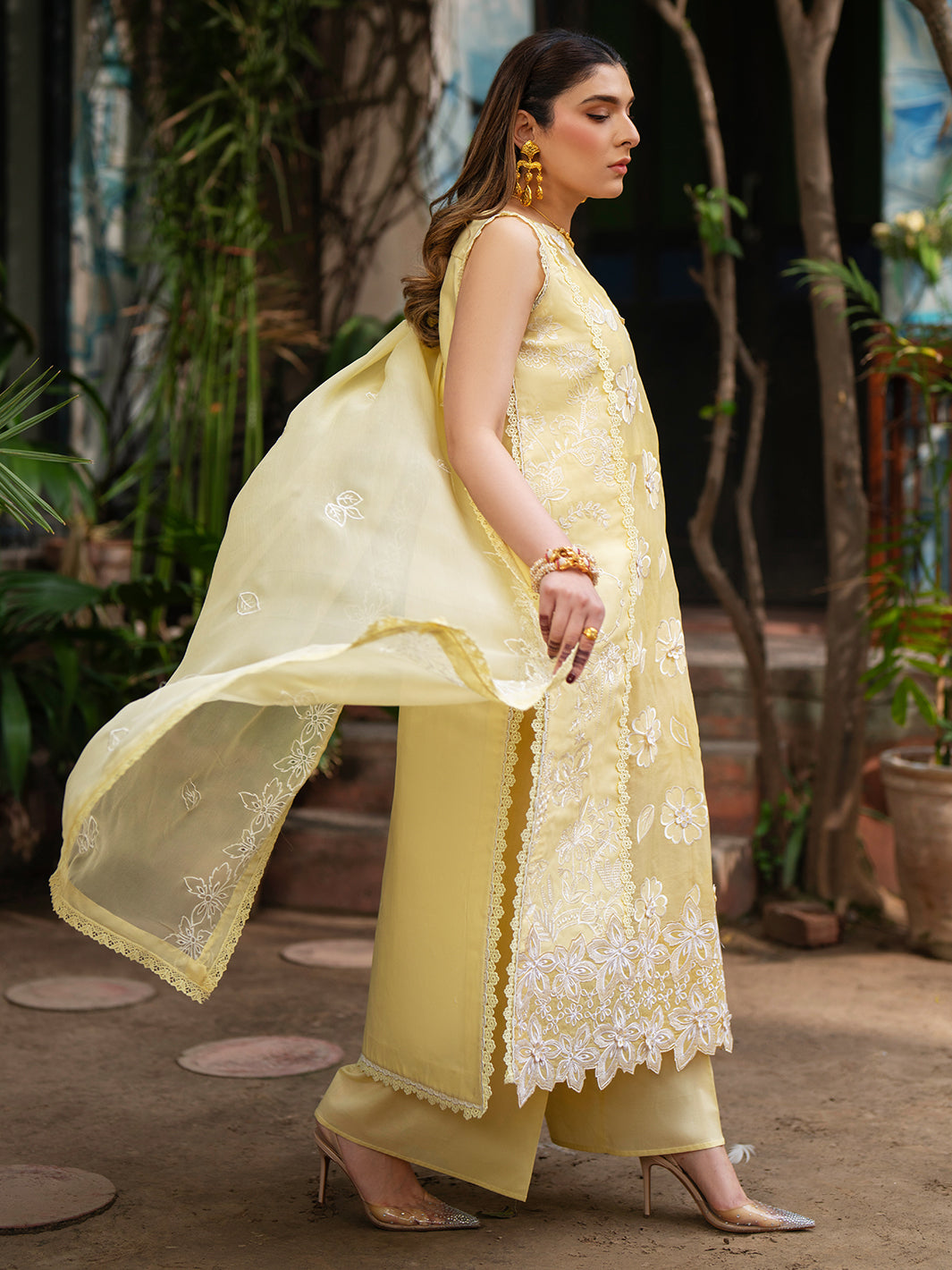 Mahnur | Satrangi Lawn 26 | ST-11 by Mahnur - Designer Dress  - Type : Ladies Clothes - Available at Libayah - 100% Original 