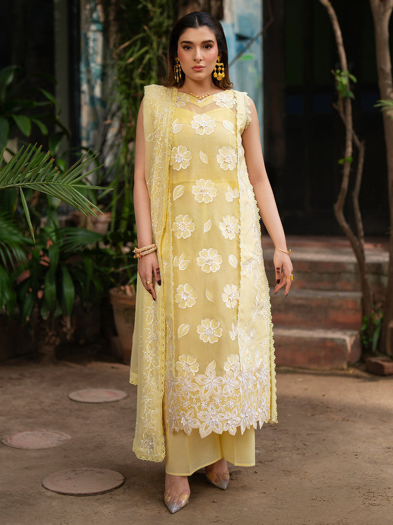 Mahnur | Satrangi Lawn 26 | ST-11 by Mahnur - Designer Dress  - Type : Ladies Clothes - Available at Libayah - 100% Original 