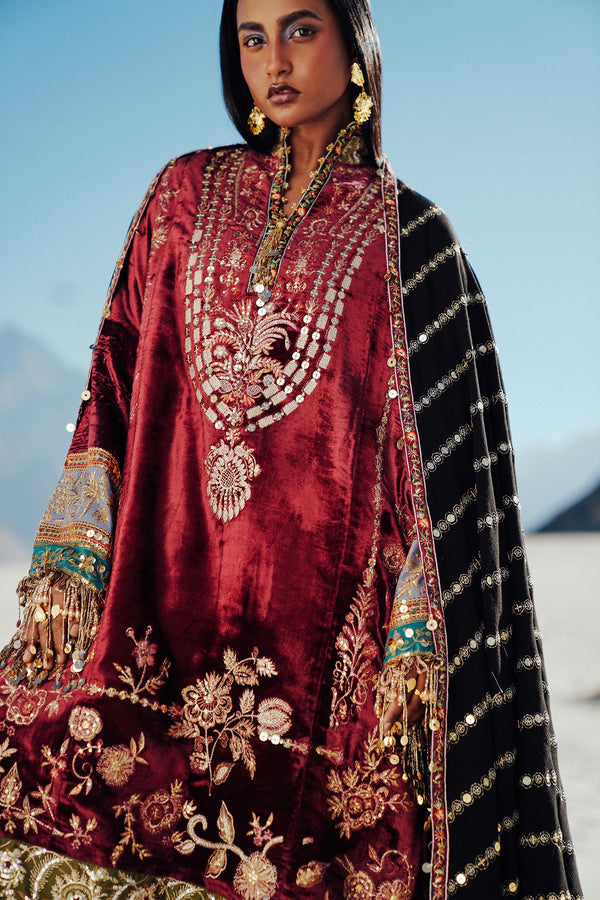 Sana Safinaz | Winter Shawl 24 | V241-002-3CP by Sana Safinaz - Designer Dress - Type: Ladies Clothes - Available at Libayah - 100% Original