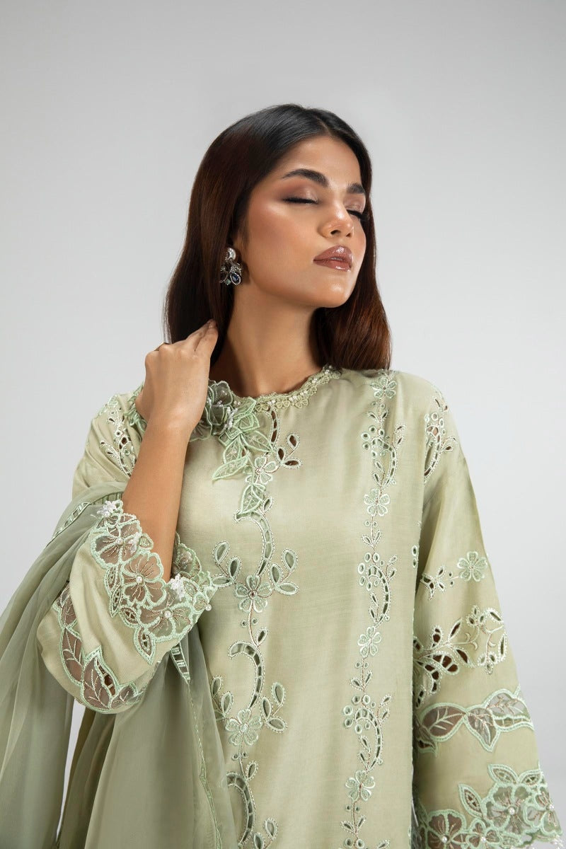 Sana Safinaz | Luxury Pret | FW23FOR127 by Sana Safinaz - Designer Dress - Type: Ladies Clothes - Available at Libayah - 100% Original
