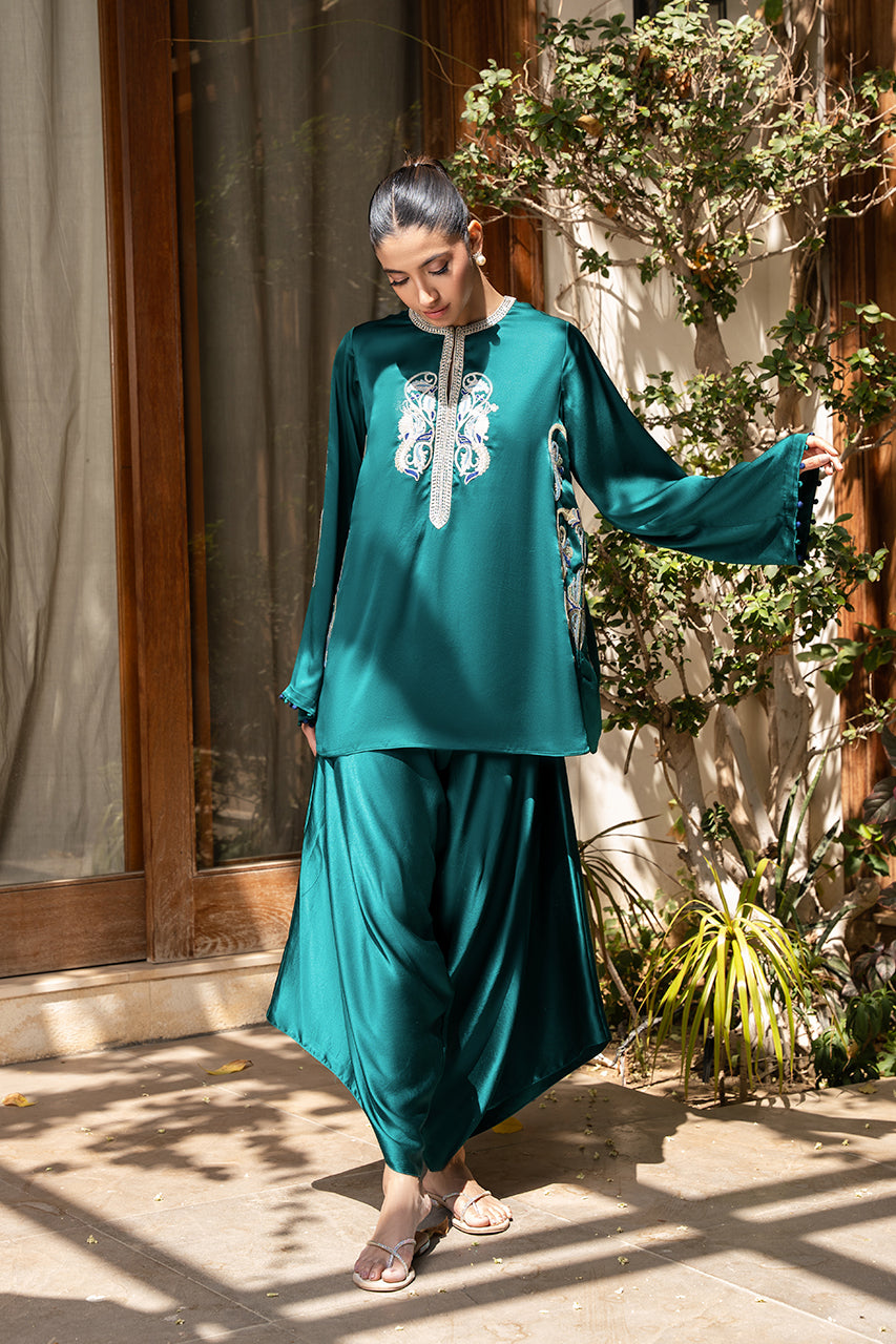 Sania Maskatiya | Eid Collection | Aja by Sania Maskatiya - Designer Dress - Type: Ladies Clothes - Available at Libayah - 100% Original