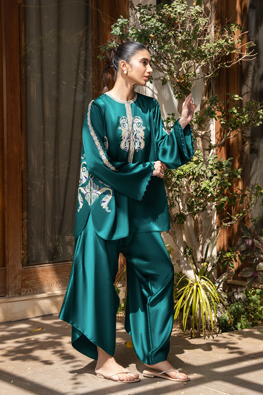 Sania Maskatiya | Eid Collection | Aja by Sania Maskatiya - Designer Dress - Type: Ladies Clothes - Available at Libayah - 100% Original