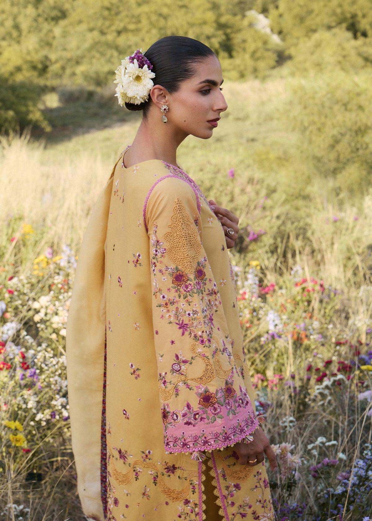Hussain Rehar | Jinan 26 | Sonal by Hussain Rehar - Designer Dress  - Type : Ladies Clothes - Available at Libayah - 100% Original 
