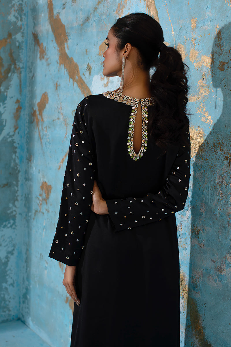 Wardha Saleem | Luxury Pret Fusion Wear | BELLE - KAFTAN by Wardha Saleem - Designer Dress - Type: Ladies Clothes - Available at Libayah - 100% Original