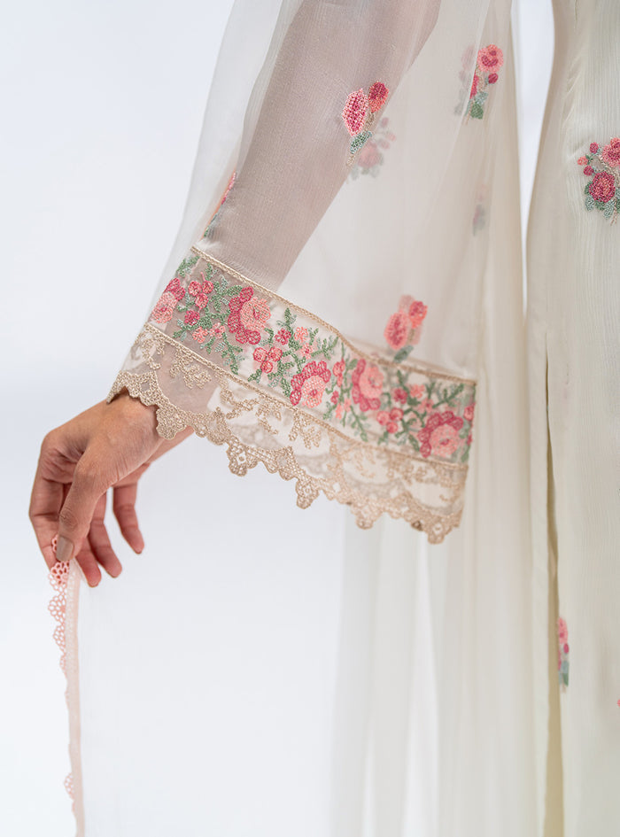 Zainab Chottani | Eid Pret 25 | Hanah by Zainab Chottani - Designer Dress - Type: Ladies Clothes - Available at Libayah - 100% Original