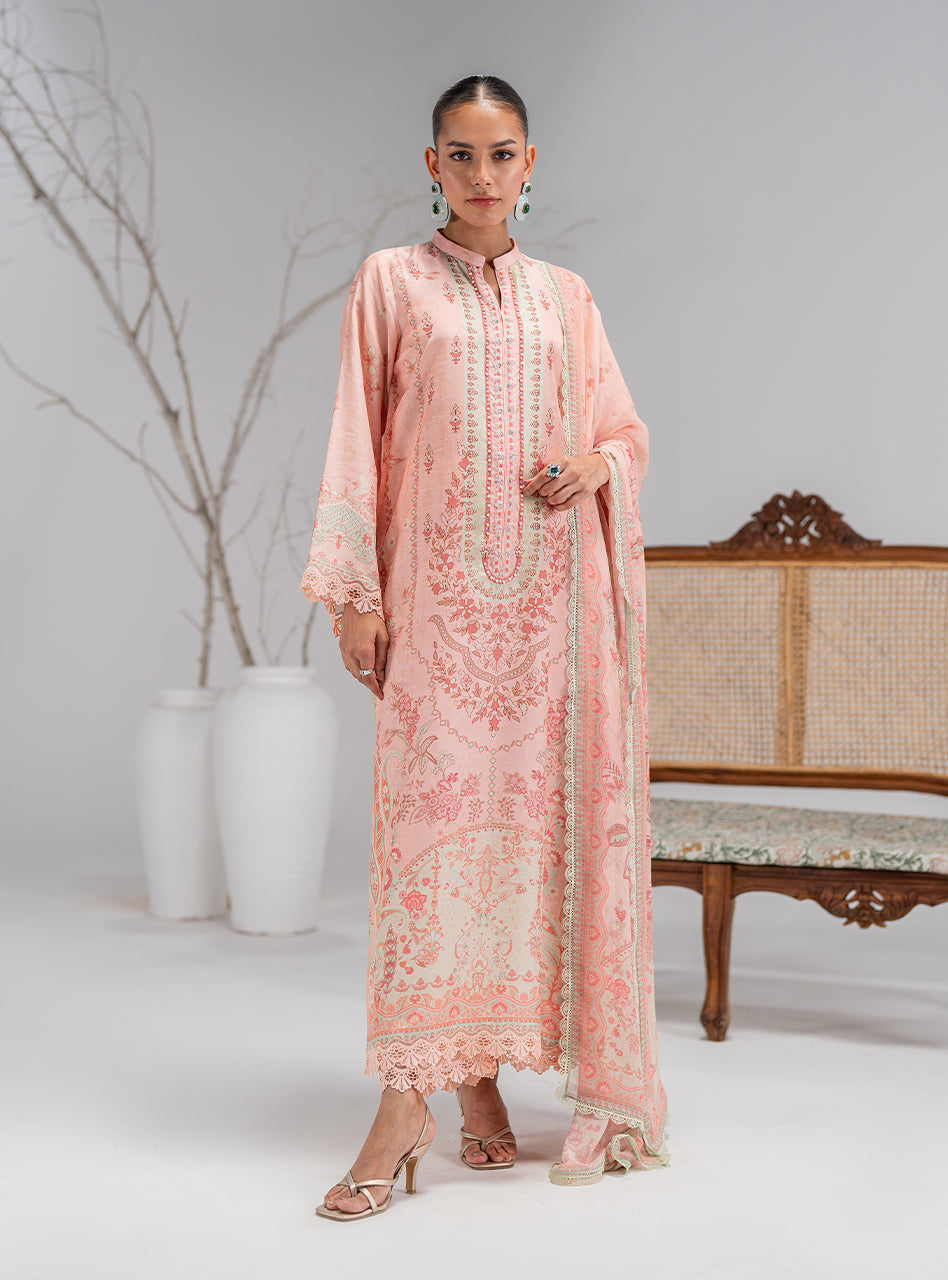 Zainab Chottani | Luxe Pret 25 | Eshe by Zainab Chottani - Designer Dress  - Type : Ladies Clothes - Available at Libayah - 100% Original 
