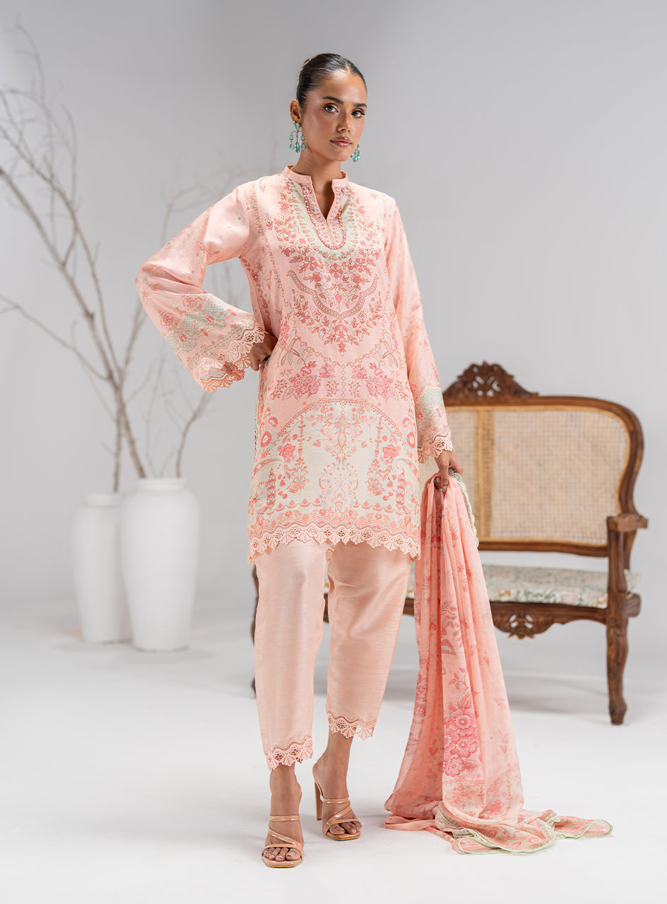 Zainab Chottani | Luxe Pret 25 | Eira by Zainab Chottani - Designer Dress  - Type : Ladies Clothes - Available at Libayah - 100% Original 