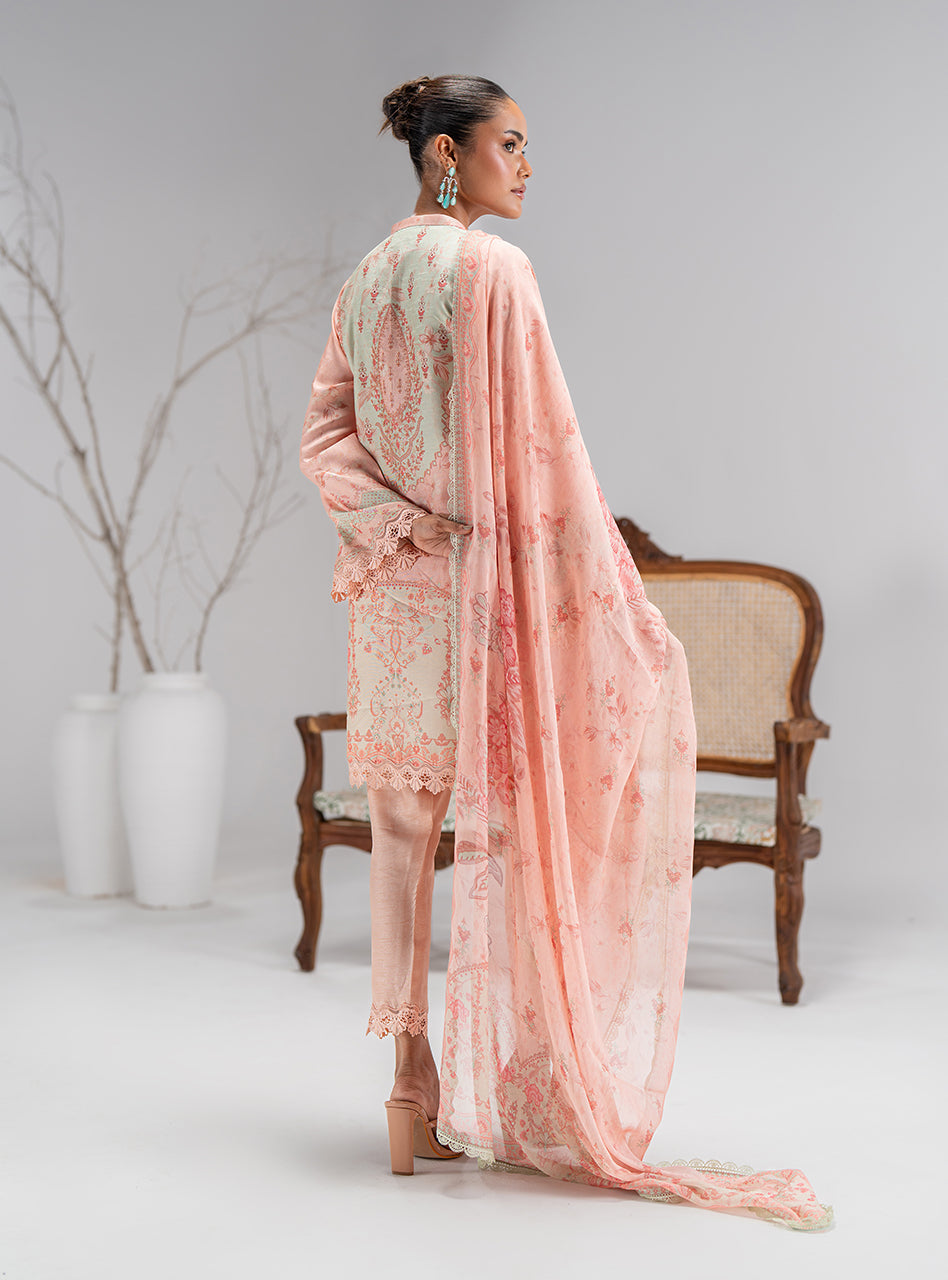 Zainab Chottani | Luxe Pret 25 | Eira by Zainab Chottani - Designer Dress  - Type : Ladies Clothes - Available at Libayah - 100% Original 