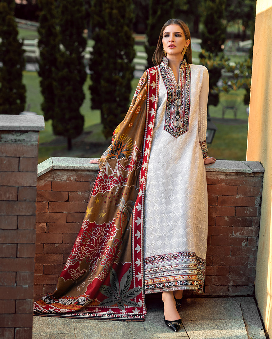 Tuscan Dawn – authentic Pakistani dress from the Mushq Winter Broadway 25 collection for women in the UK.