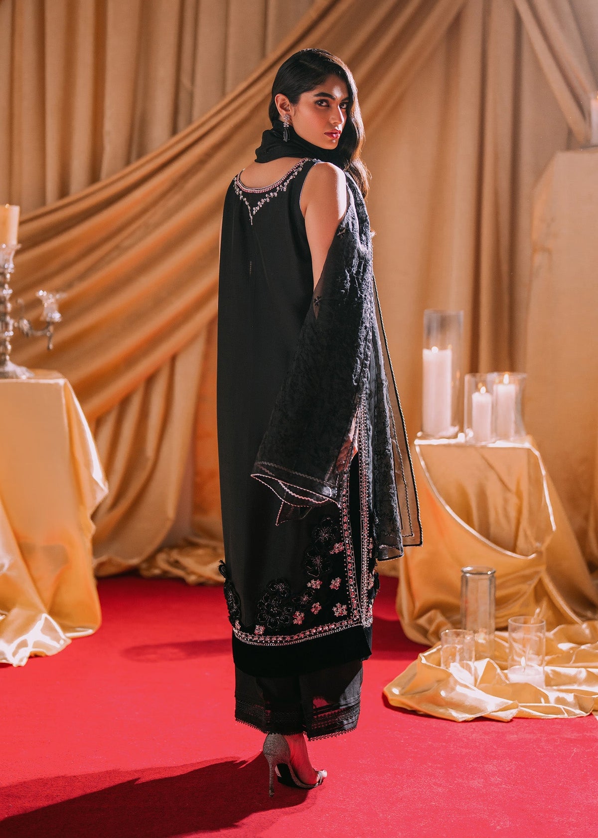 Umsha | Makhmal Winter Faves 24 |  Smoked Pearl by Umsha - Designer Dress - Type: Ladies Clothes - Available at Libayah - 100% Original