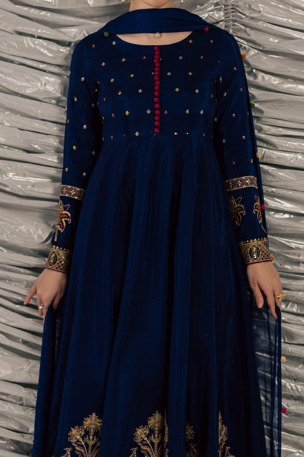 FF-67 – authentic Pakistani formal dress from the Vanya Golden Hour collection for women in the UK.