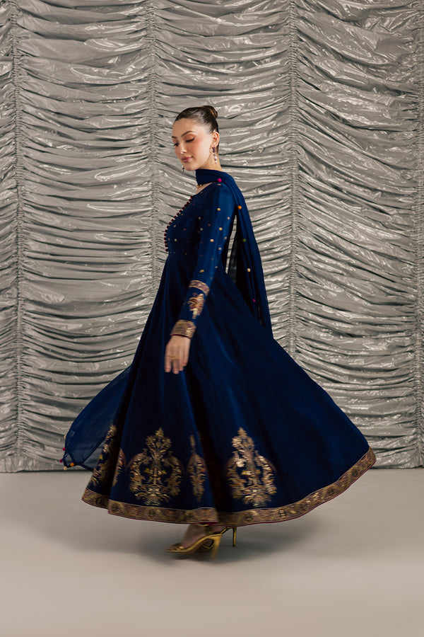 FF-67 – authentic Pakistani formal dress from the Vanya Golden Hour collection for women in the UK.