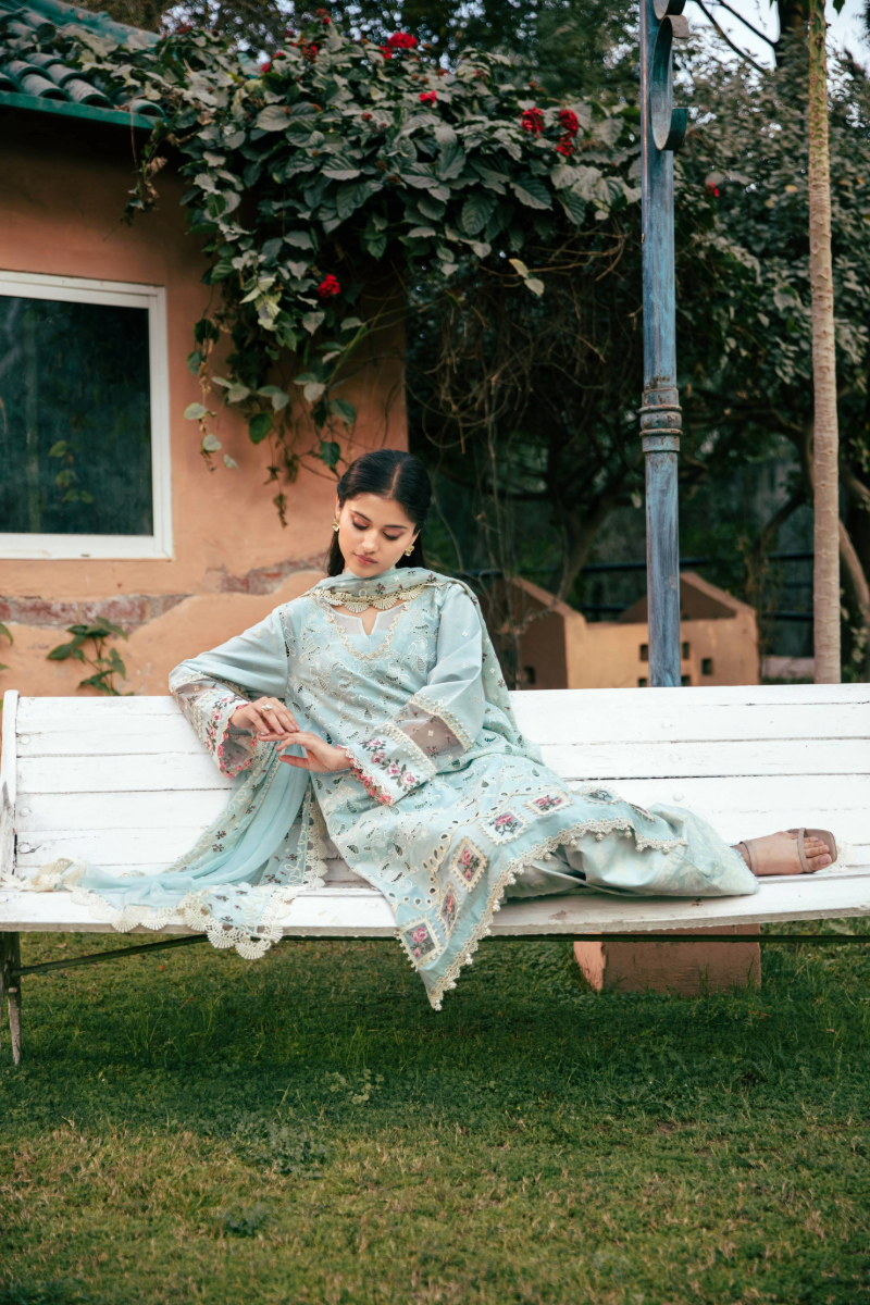 Manara | Vintage Flora 25 | SERENA - Official – Libayah