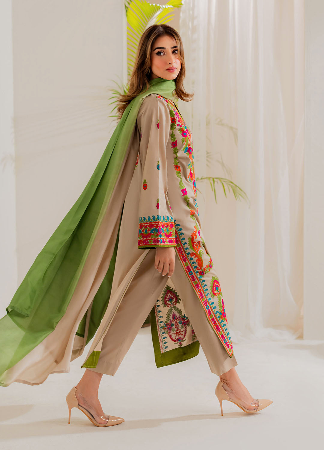Vintage | Celine Luxe | Nisha by Vintage - Designer Dress  - Type : Ladies Clothes - Available at Libayah - 100% Original 