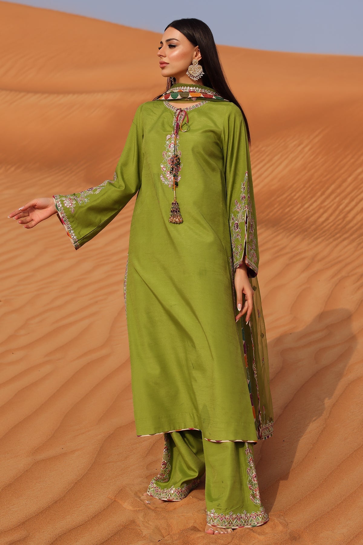 CMA-5-105 – authentic Pakistani dress from the Charizma Festive Pret collection for women in the UK