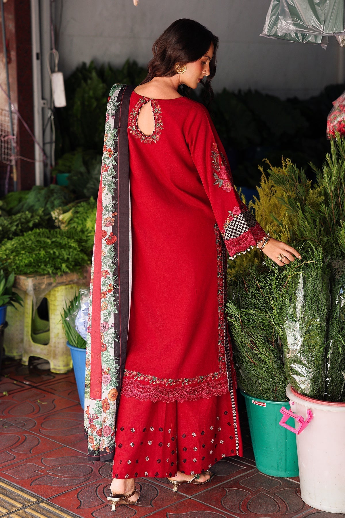 Charizma | Poshima Winters 25 | 3-pc Wool Shawl Collection PSW5-08