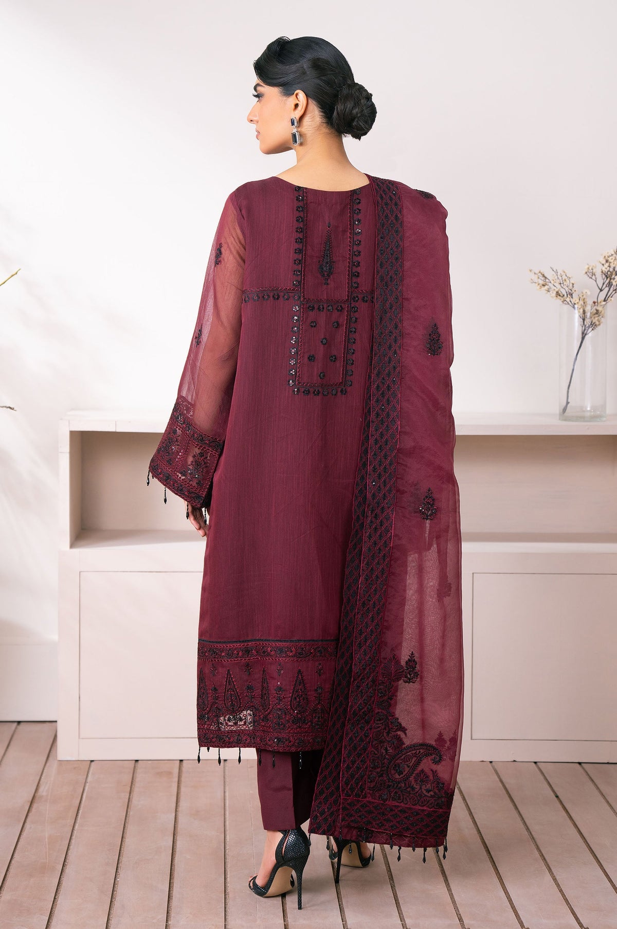 Zeen | Azalea Collection | Paisley Opulence by Zeen - Designer Dress - Type: Ladies Clothes - Available at Libayah - 100% Original