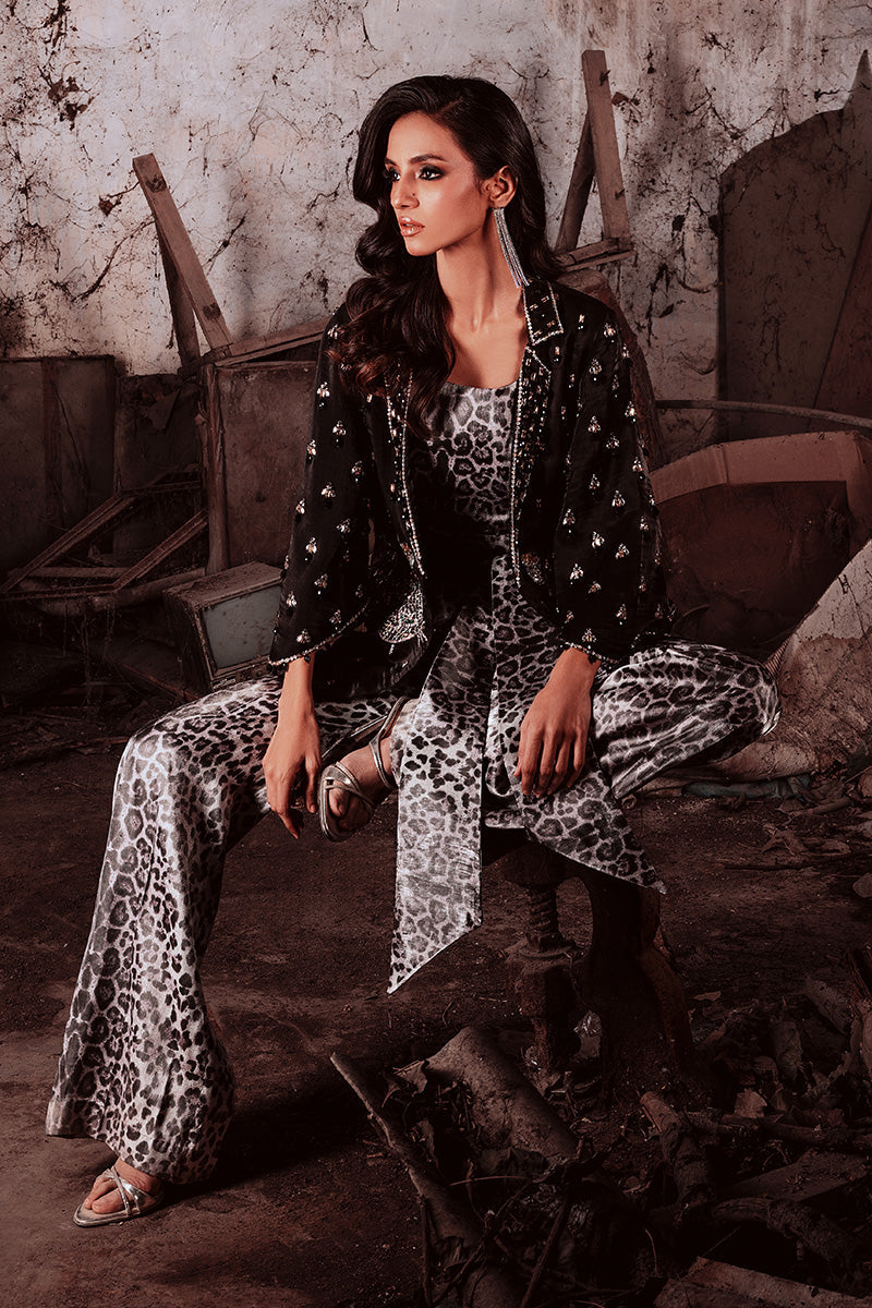 Wardha Saleem | Starlit Collection | TALIA by Wardha Saleem - Designer Dress - Type: Ladies Clothes - Available at Libayah - 100% Original