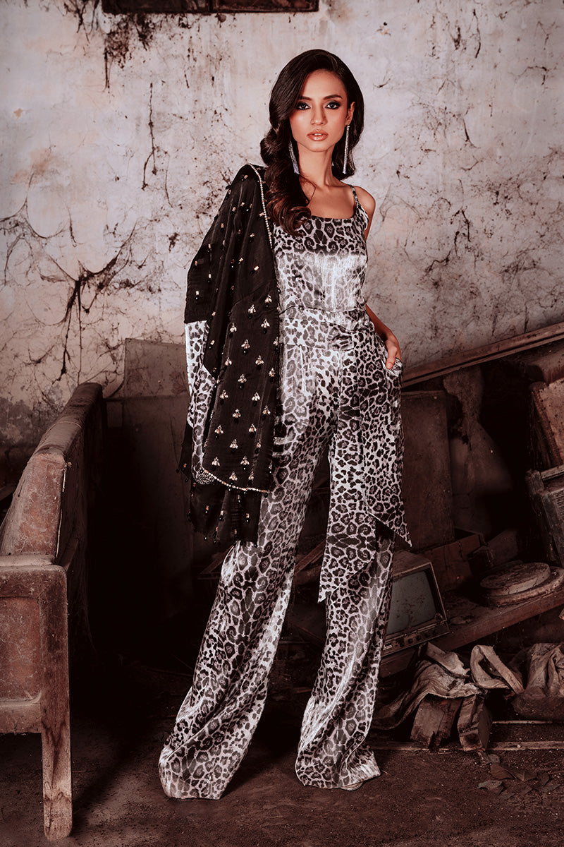 Wardha Saleem | Starlit Collection | TALIA by Wardha Saleem - Designer Dress - Type: Ladies Clothes - Available at Libayah - 100% Original