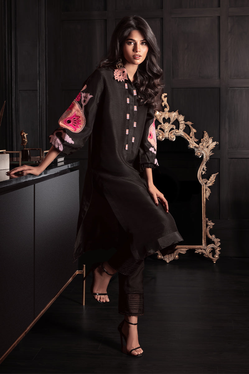 Wardha Saleem | Zimal Silk Edit | Miska by Wardha Saleem - Designer Dress  - Type : Ladies Clothes - Available at Libayah - 100% Original 