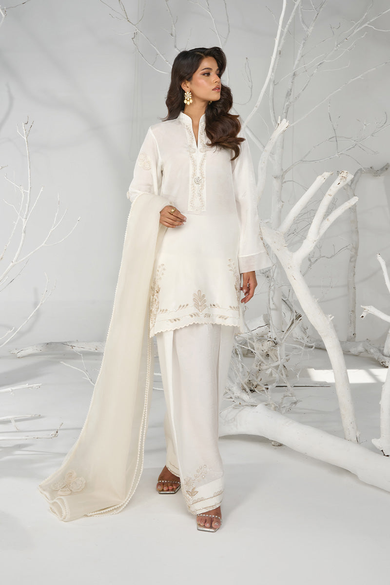 Wardha Saleem | Zimal Silk Edit | Nour by Wardha Saleem - Designer Dress  - Type : Ladies Clothes - Available at Libayah - 100% Original 