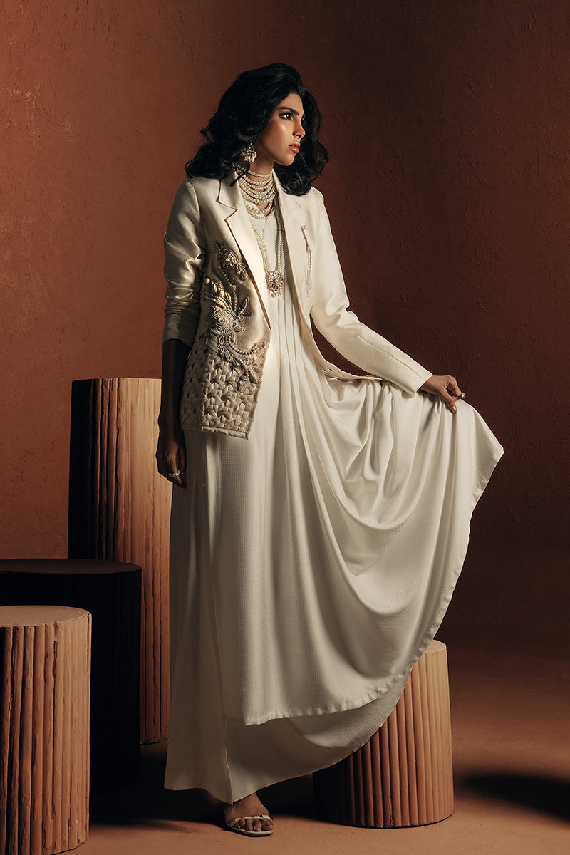 Wardha Saleem | Luxe Edition | Lunere - Designer Dress - Type : Ladies Clothes - Available at Libayah - 100% Original