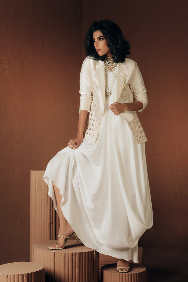 Wardha Saleem | Luxe Edition | Lunere - Designer Dress - Type : Ladies Clothes - Available at Libayah - 100% Original