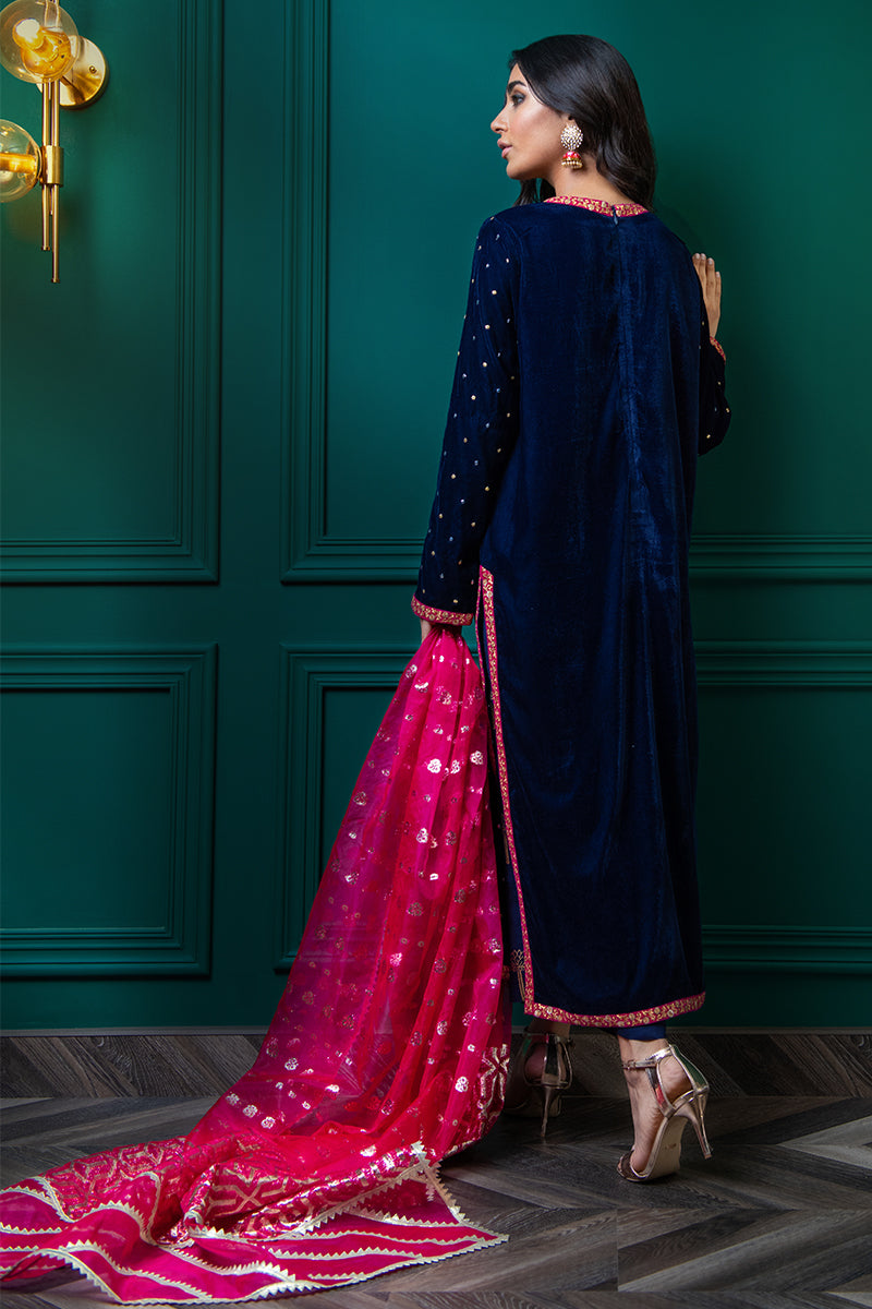 Wardha Saleem | Velvets Winter Fall 24 |  Shalimar by Wardha Saleem - Designer Dress - Type: Ladies Clothes - Available at Libayah - 100% Original