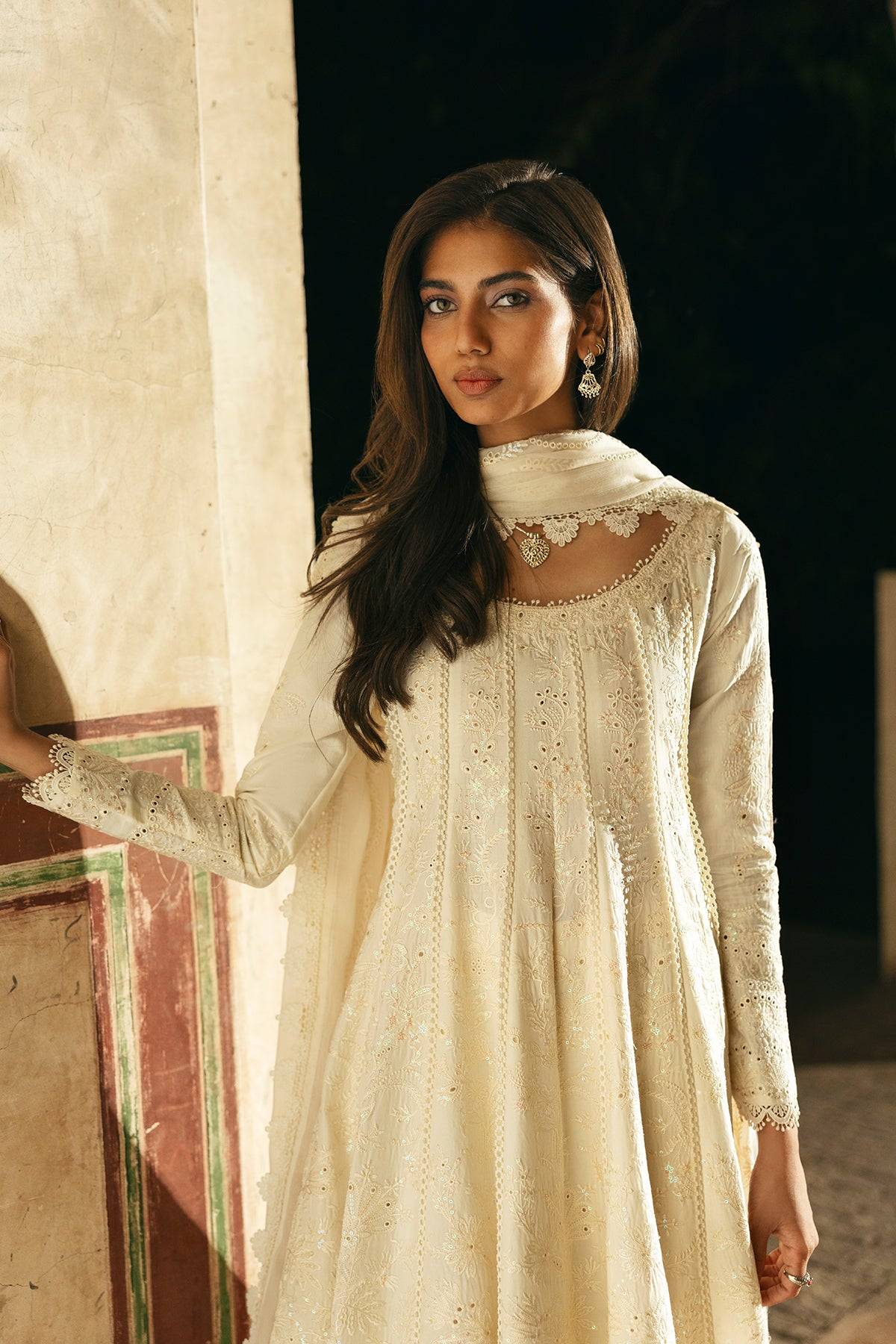 Afrozeh | Mulaqaat Lawn | Ishq