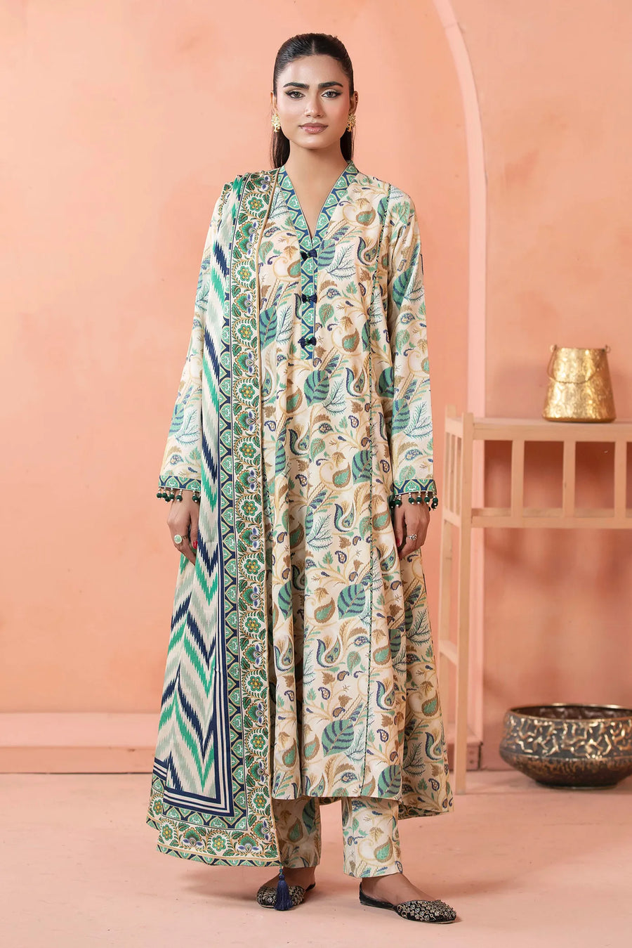 SLUB 7757 – authentic Pakistani dress from the Adans Libas Khaddar 25 collection for women in the UK