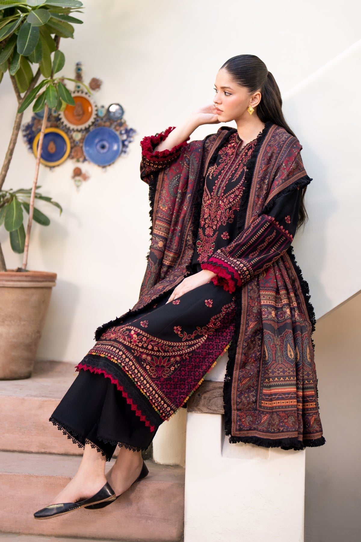 Xenia Formals | Dhoop Kinaray Winter Shawl 24 | SIYAH by Xenia Formals - Designer Dress - Type: Ladies Clothes - Available at Libayah - 100% Original