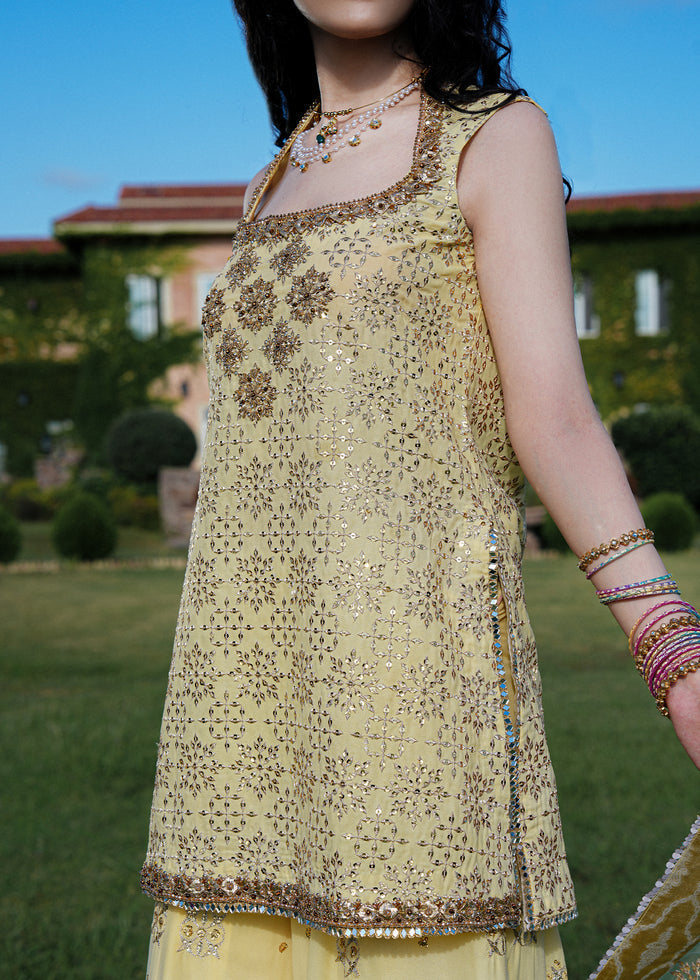 Laj by Lajwanti | Runaway Formals 25 | Butter Bravura