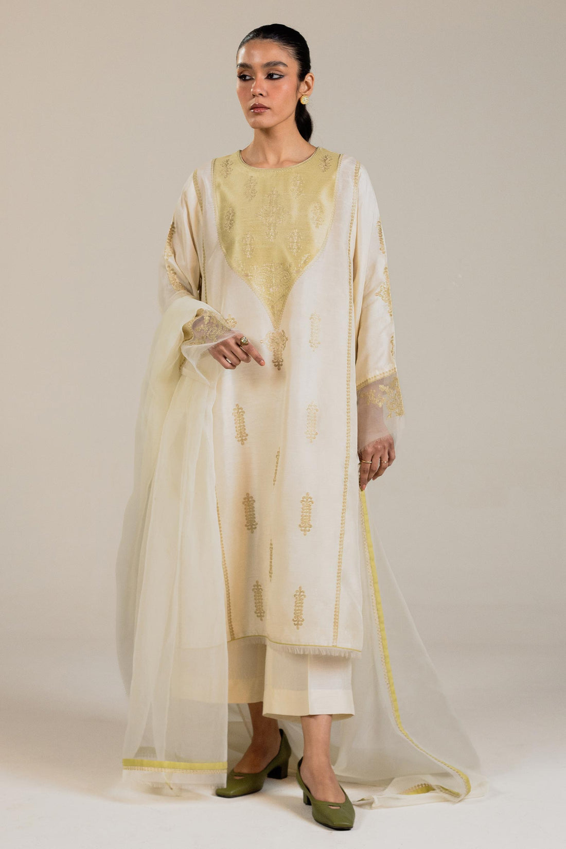 Zara Shahjahan | Festive Collection | ZC-1981 by Zara Shahjahan - Designer Dress - Type: Ladies Clothes - Available at Libayah - 100% Original