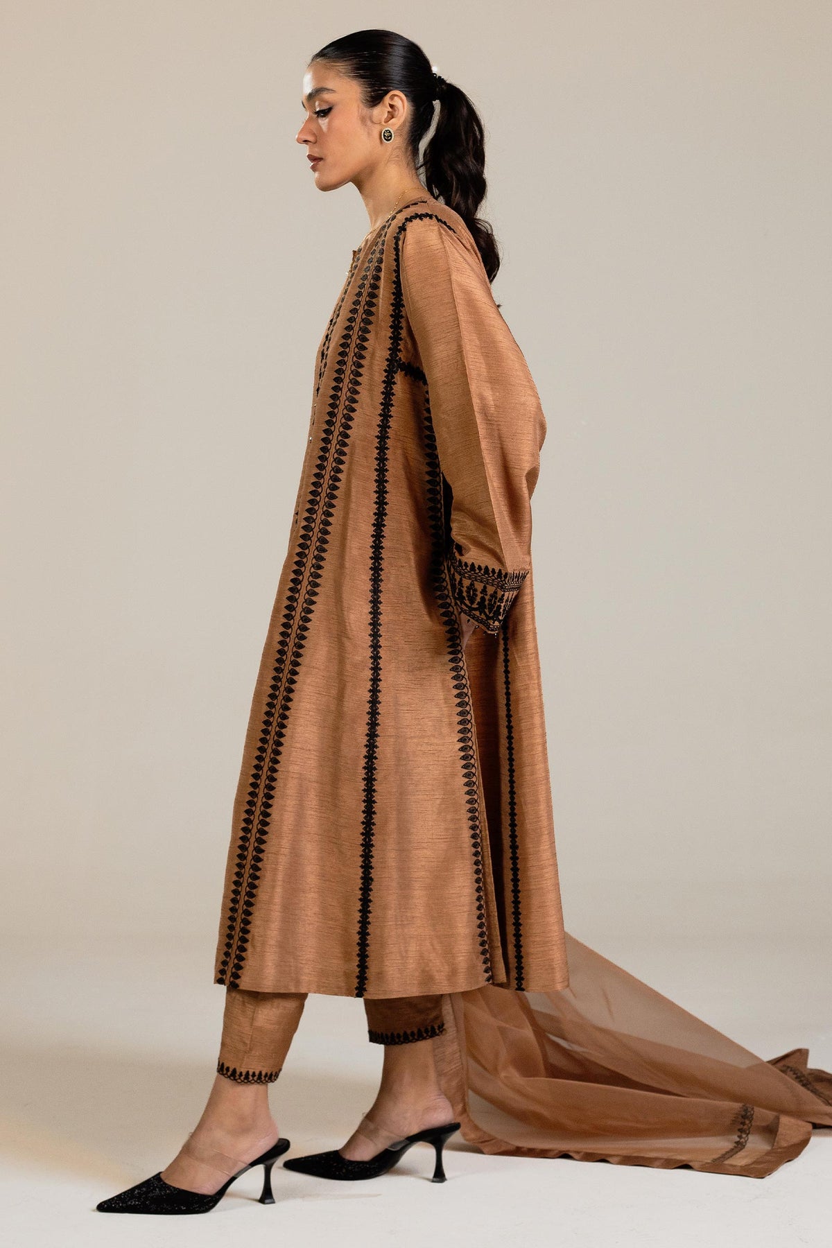 Zara Shahjahan | Festive Collection | ZC-1989 by Zara Shahjahan - Designer Dress - Type: Ladies Clothes - Available at Libayah - 100% Original