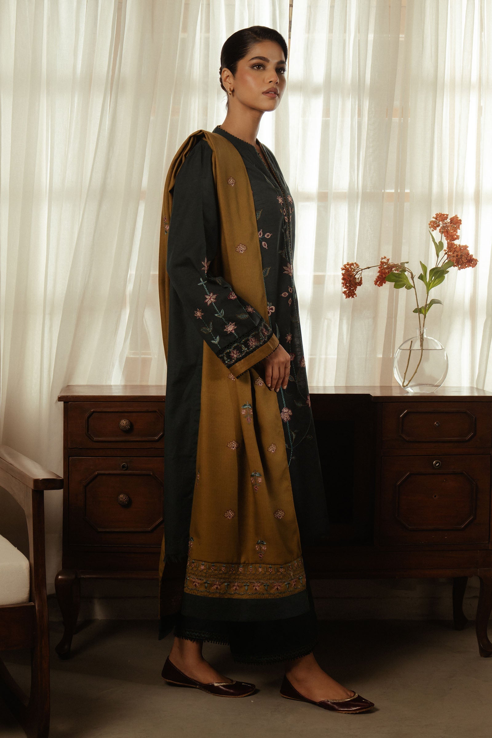 Zara Shahjahan | Pret Wear | ZC-2123 by Zara Shahjahan - Designer Dress - Type: Ladies Clothes - Available at Libayah - 100% Original