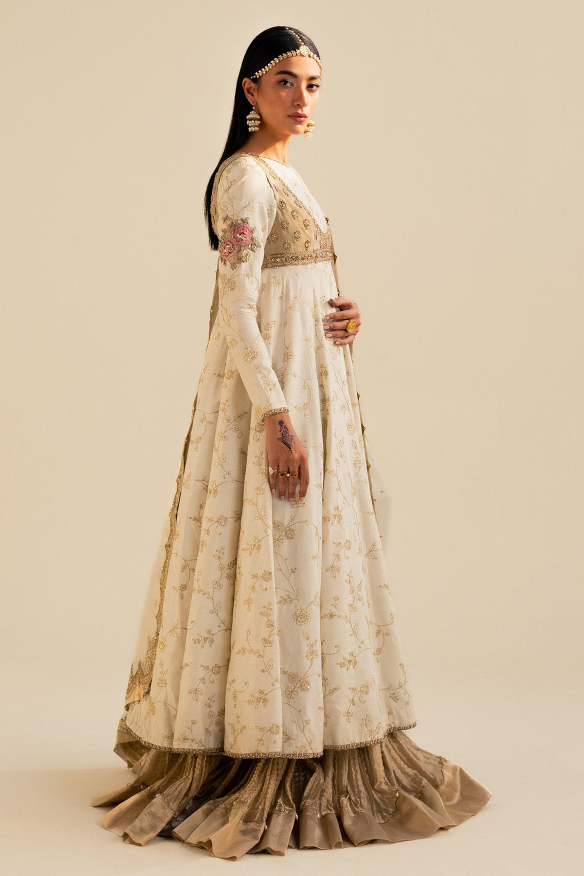 Zara Shahjahan | Wedding Formals 2024 | ZC-3084 by Zara Shahjahan - Designer Dress - Type: Ladies Clothes - Available at Libayah - 100% Original