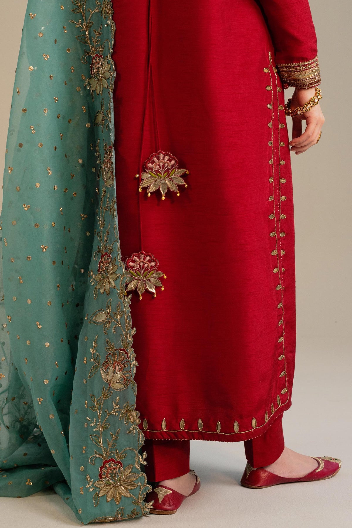Zara Shahjahan | Wedding Formals 2024 | ZC-3098 by Zara Shahjahan - Designer Dress - Type: Ladies Clothes - Available at Libayah - 100% Original