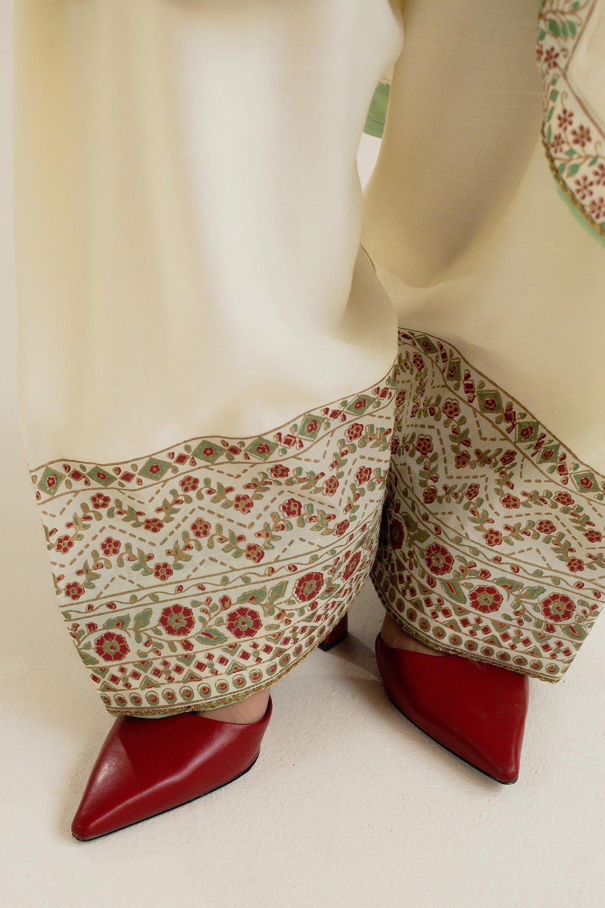 Zara Shahjahan | Handcrafted Suits | ZHC-041 by Zara Shahjahan - Designer Dress - Type: Ladies Clothes - Available at Libayah - 100% Original