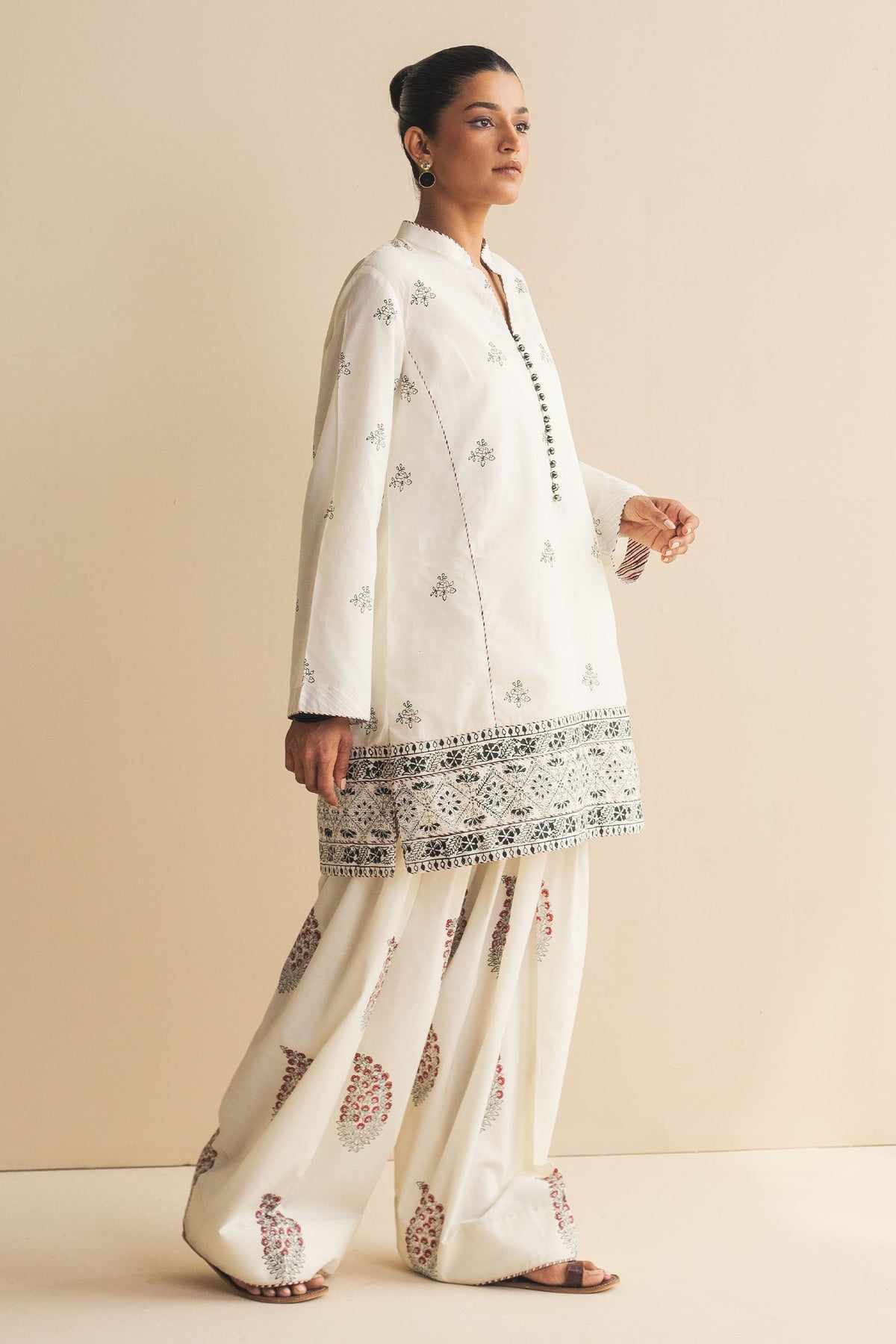 Zara Shahjahan | Handcrafted Suits | ZHC-061 by Zara Shahjahan - Designer Dress - Type: Ladies Clothes - Available at Libayah - 100% Original