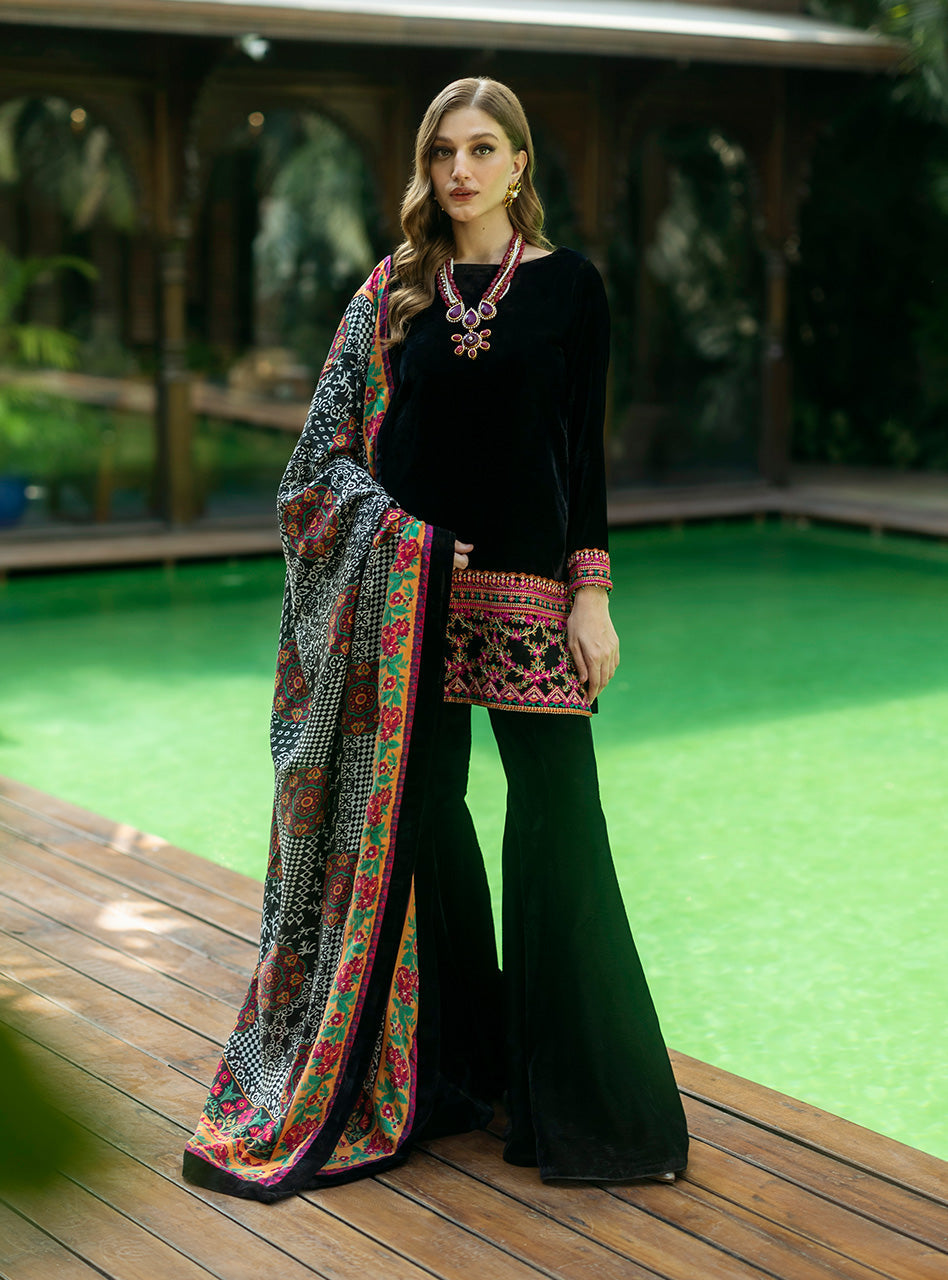Zainab Chottani | Makhmal Luxe Pret | Zulmat by Zainab Chottani - Designer Dress - Type: Ladies Clothes - Available at Libayah - 100% Original