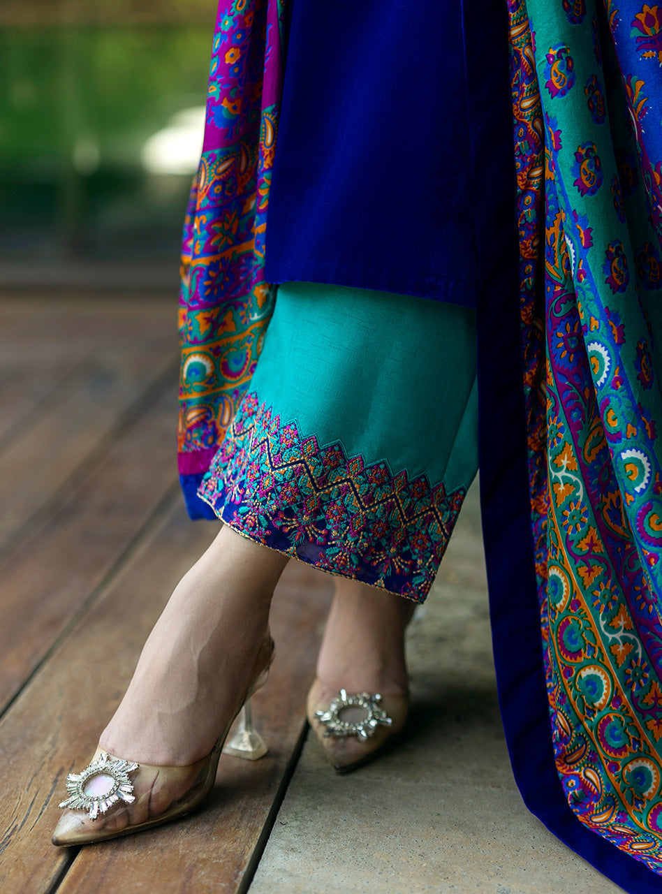 Zainab Chottani | Makhmal Luxe Pret | Shafaq by Zainab Chottani - Designer Dress - Type: Ladies Clothes - Available at Libayah - 100% Original