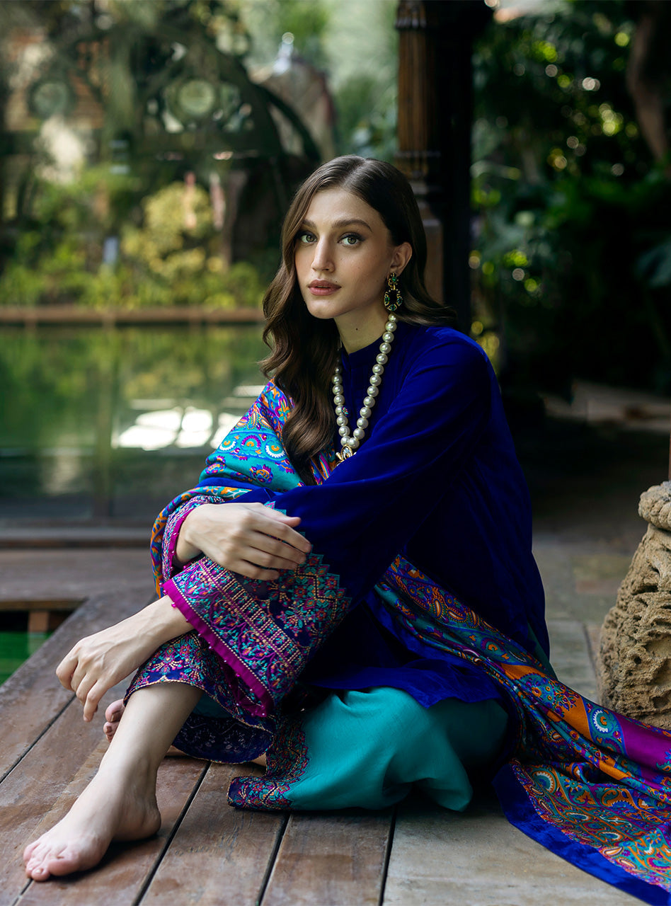Zainab Chottani | Makhmal Luxe Pret | Shafaq by Zainab Chottani - Designer Dress - Type: Ladies Clothes - Available at Libayah - 100% Original