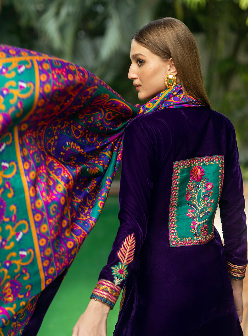 Zainab Chottani | Makhmal Luxe Pret | Habibeh by Zainab Chottani - Designer Dress - Type: Ladies Clothes - Available at Libayah - 100% Original