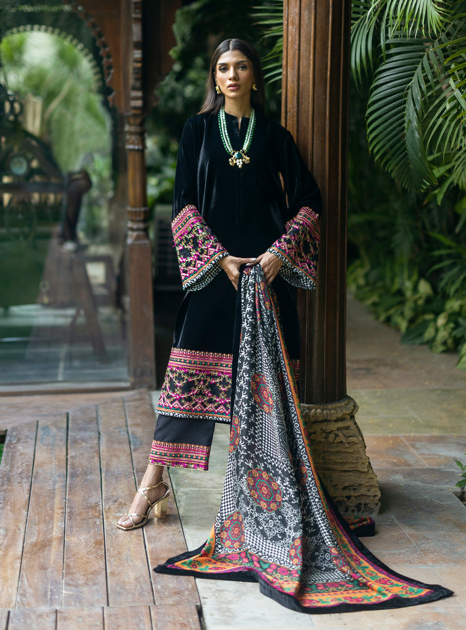 Zainab Chottani | Makhmal Luxe Pret | Ghazaleh by Zainab Chottani - Designer Dress - Type: Ladies Clothes - Available at Libayah - 100% Original
