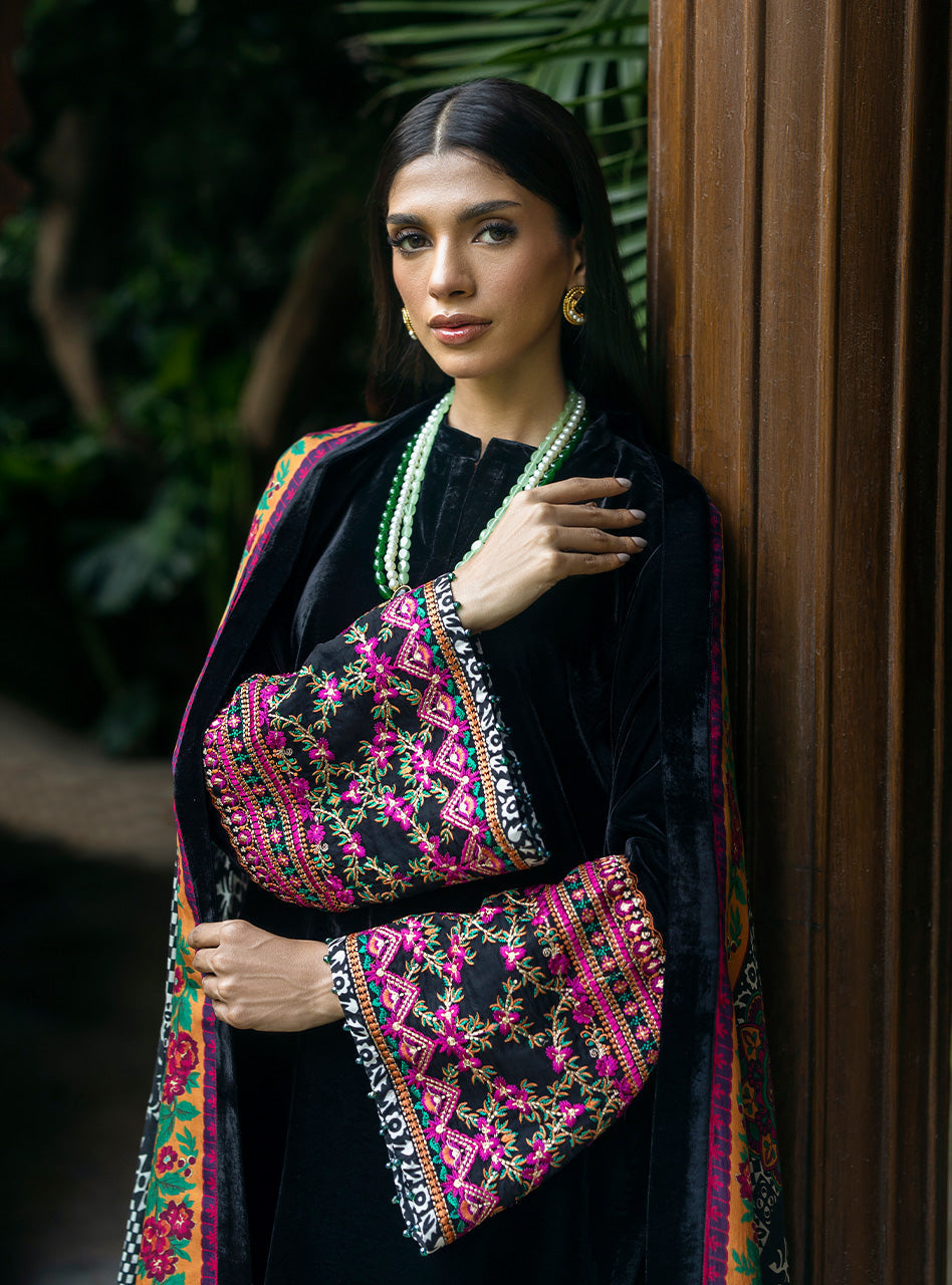 Zainab Chottani | Makhmal Luxe Pret | Ghazaleh by Zainab Chottani - Designer Dress - Type: Ladies Clothes - Available at Libayah - 100% Original