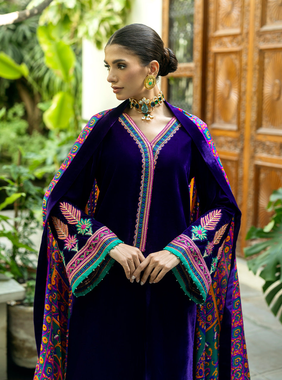 Zainab Chottani | Makhmal Luxe Pret | Rangin by Zainab Chottani - Designer Dress - Type: Ladies Clothes - Available at Libayah - 100% Original