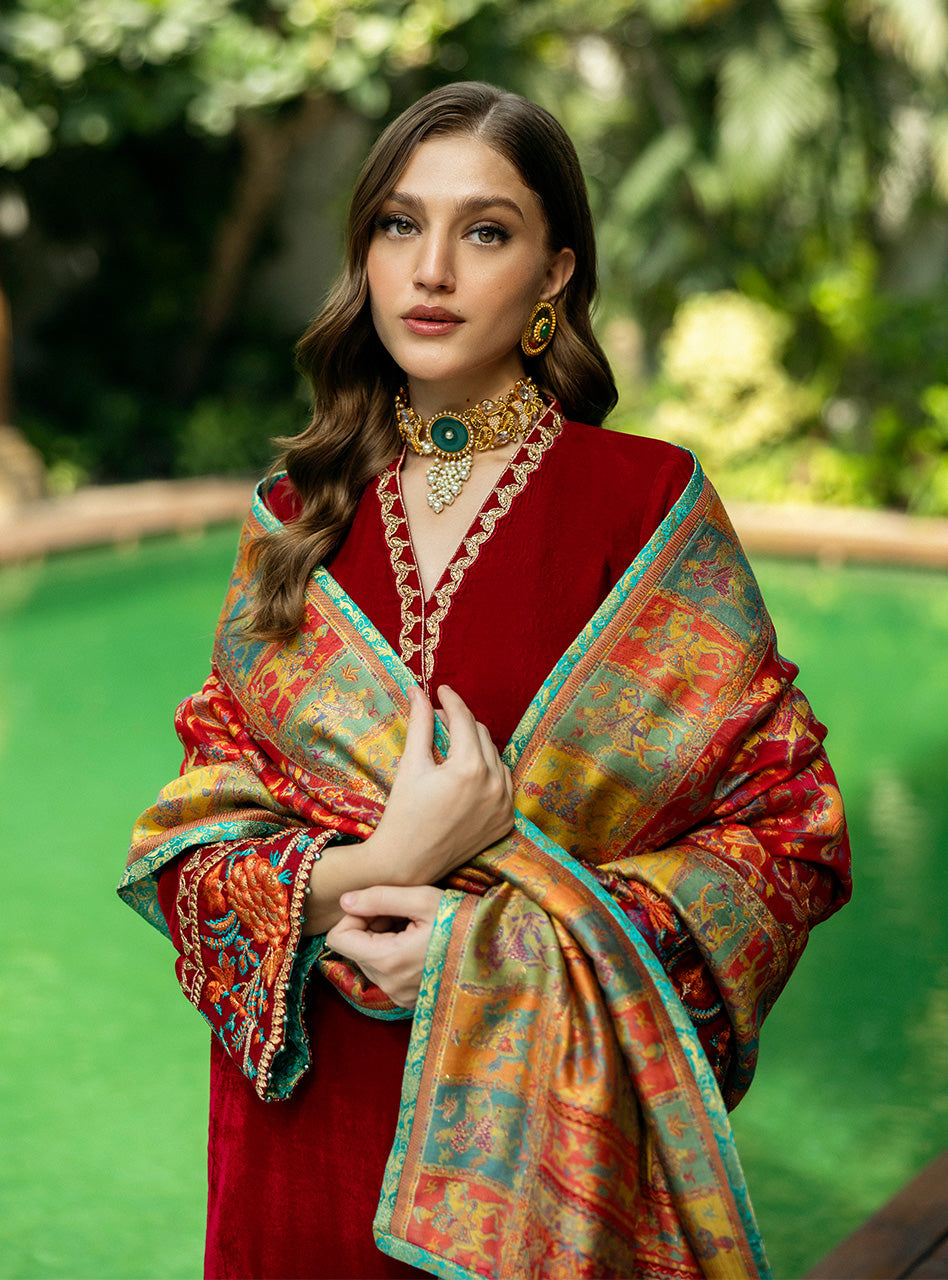 Zainab Chottani | Makhmal Luxe Pret | Ghermez by Zainab Chottani - Designer Dress - Type: Ladies Clothes - Available at Libayah - 100% Original