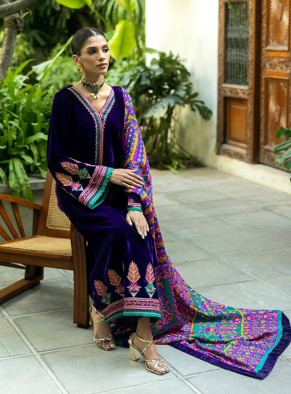 Zainab Chottani | Makhmal Luxe Pret | Rangin by Zainab Chottani - Designer Dress - Type: Ladies Clothes - Available at Libayah - 100% Original