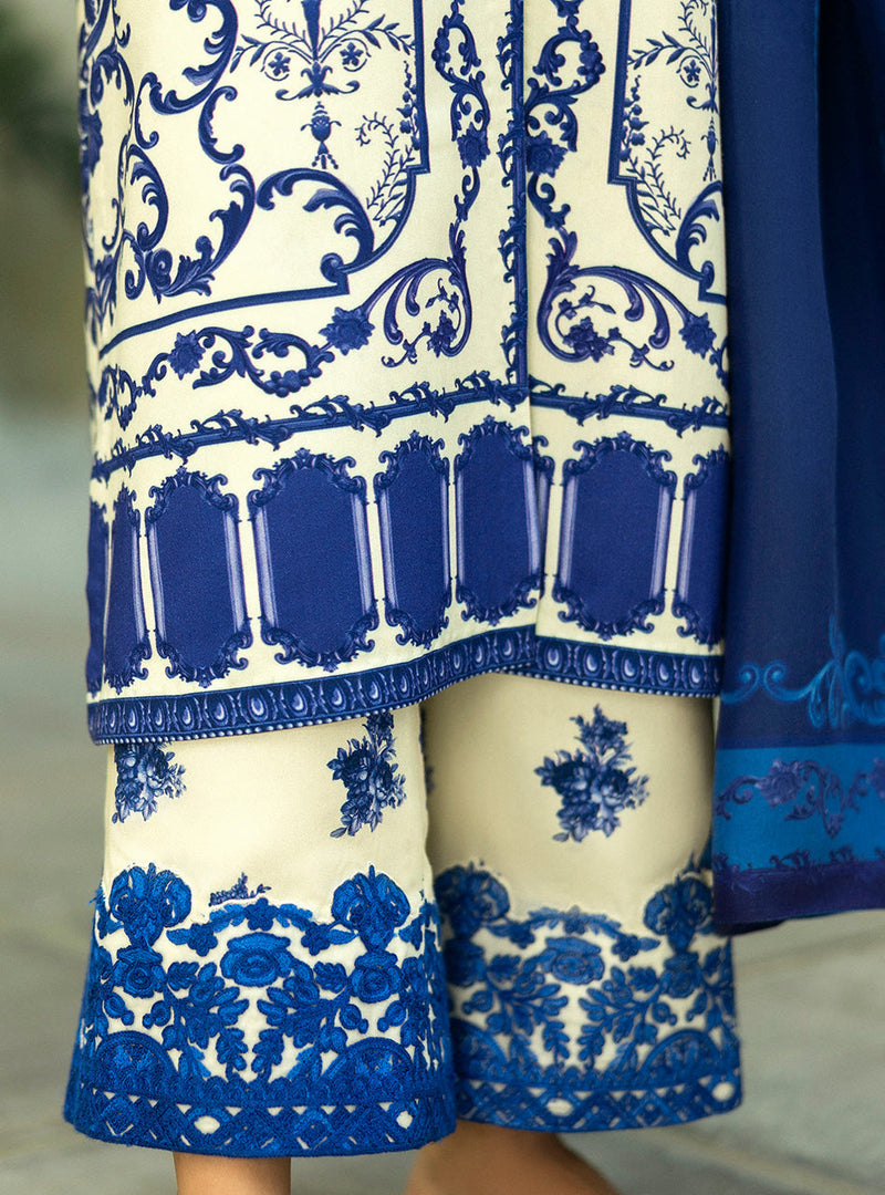 Zainab Chottani | Winter Shawls 24 |  Rania by Zainab Chottani - Designer Dress - Type: Ladies Clothes - Available at Libayah - 100% Original